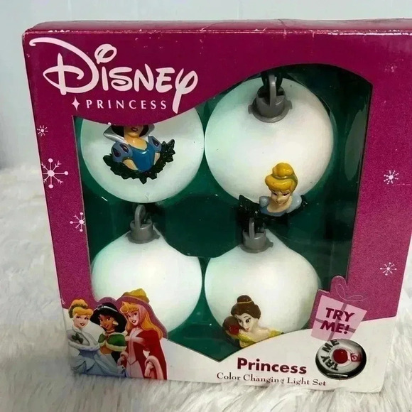 Disney Color Changing‎ light set. - Picture 12 of 14